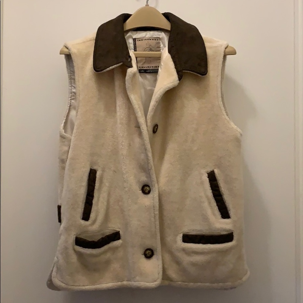 Cozy and Comfy Women's Winter Vest - Size Large